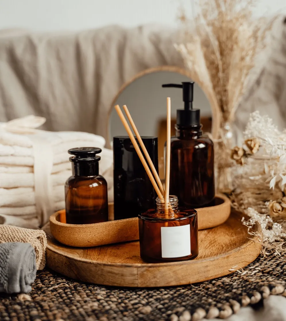 halal-vegan-matte-glass-reed-diffuser-oem-malaysia-dubai-home-fragrance
